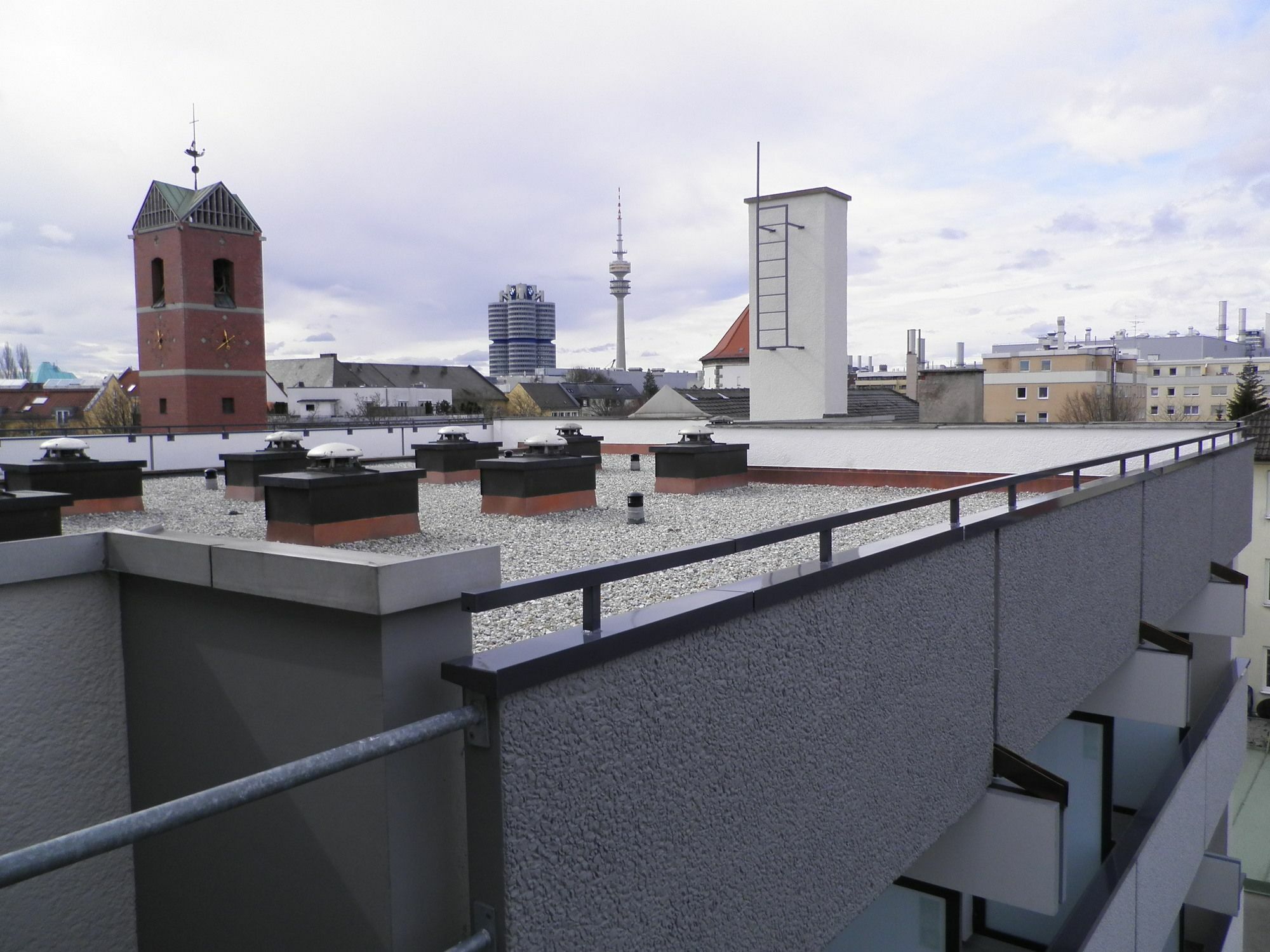 Centerroom Zwilling01 *